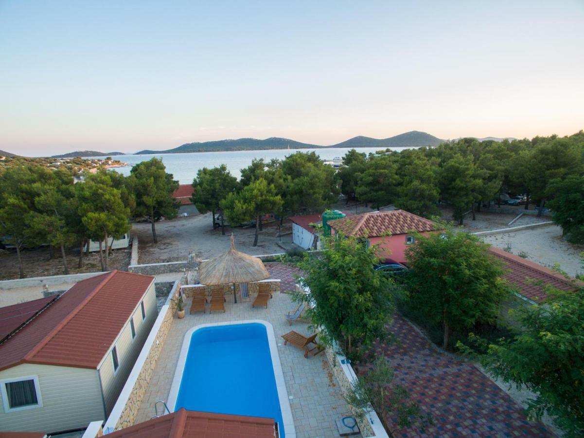 Camp Lana Hotel Drage Exterior photo
